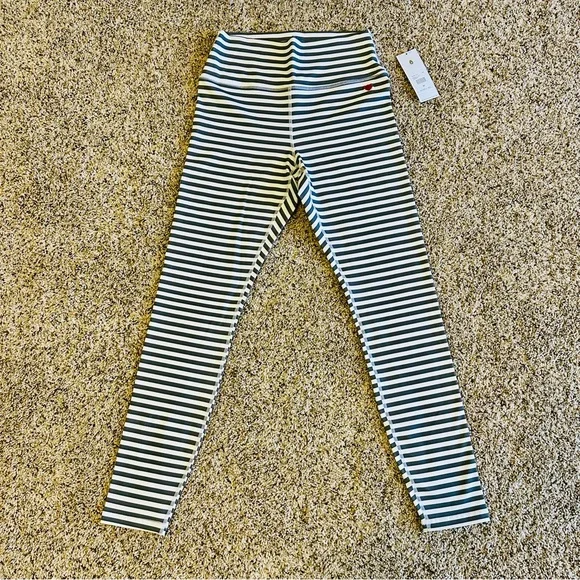 Spiritual Gangster Striped Sports Bra and leggings set - Picture 4 of 7